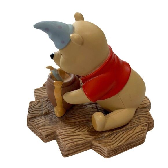 Pooh & Friends Hip Hop Poohray Figure Figurine Disney Blowing Out Candle In Pot - Picture 2 of 5